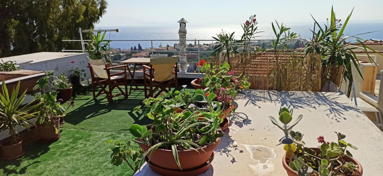 Maris Full Apartment With Roof Garden Access 치오스 외부 사진